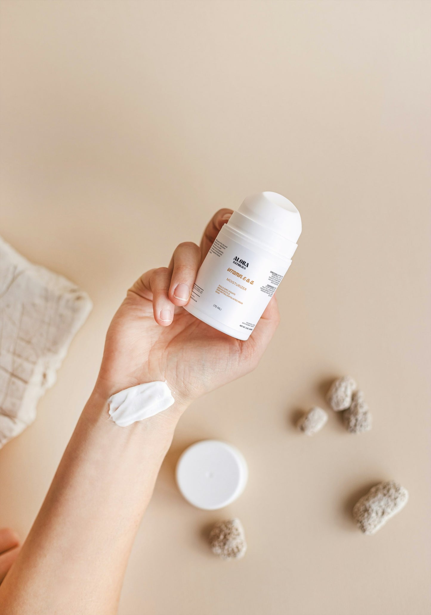 Vitamin E and A facial moisturizer